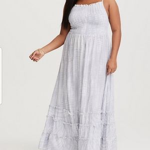 3 for $30-Torrid smocked maxi dress size 3♡♡♡♡